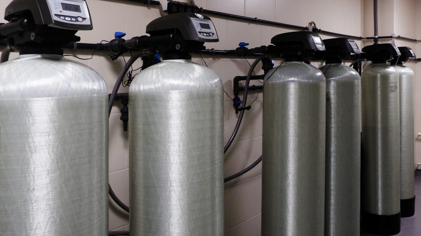 Industrial water softening system